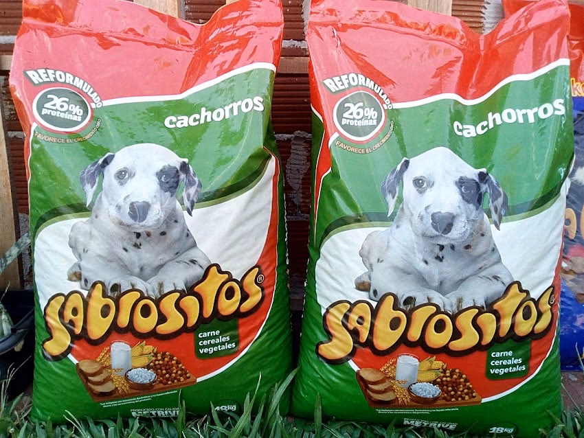 Alimentos Para Gatos y Perros