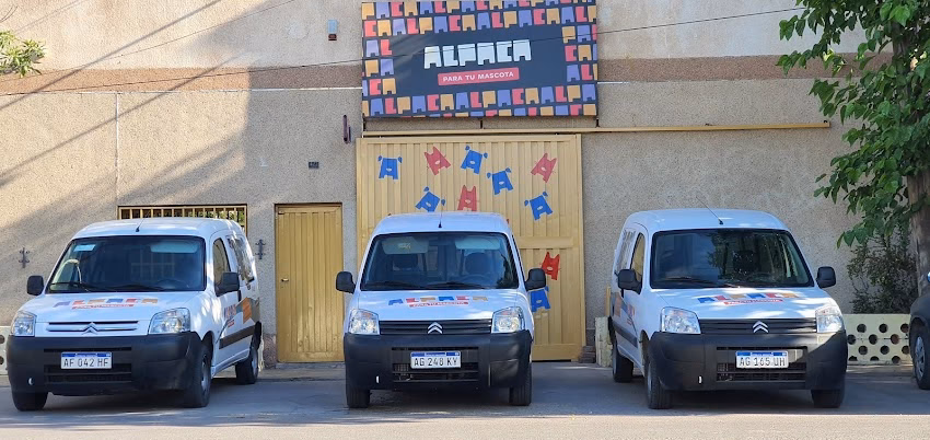 Alpaca Distribuidora de alimentos para mascotas