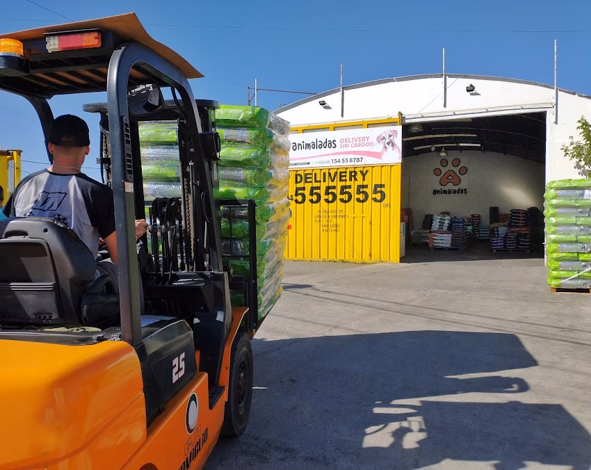 Animaladas Alimentos para Gatos y Perros