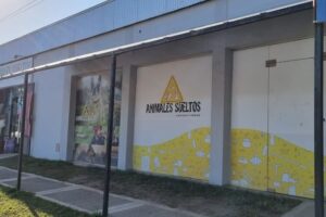 Animales Sueltos La Forrajeria