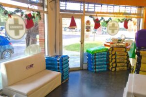 Canes Veterinaria Shopping de Mascotas