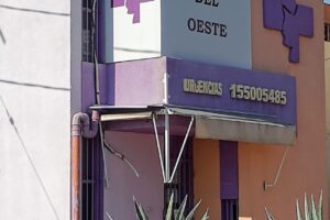 Clínica Veterinaria Del Oeste