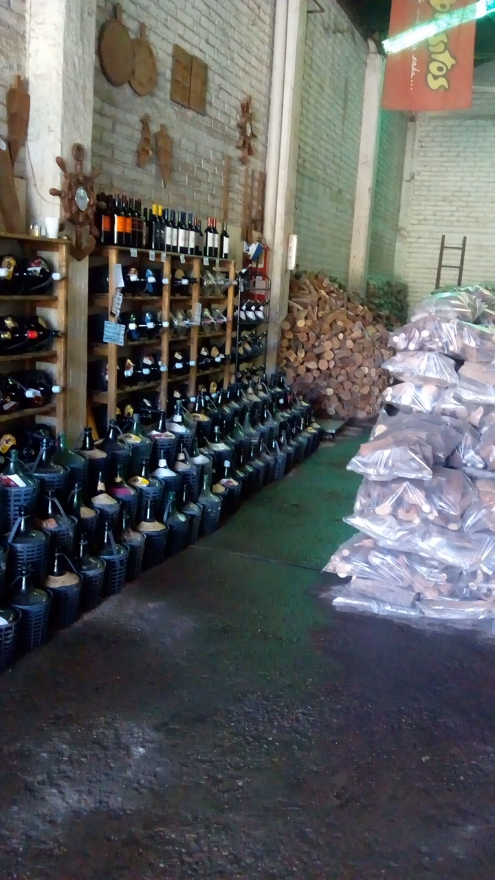 Corralón Adrian Leña Gas Alimentos para mascotas