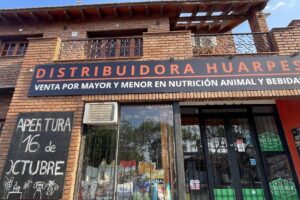 Distribuidora Huarpes