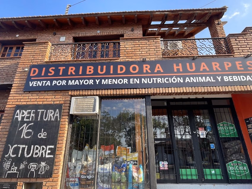 Distribuidora Huarpes