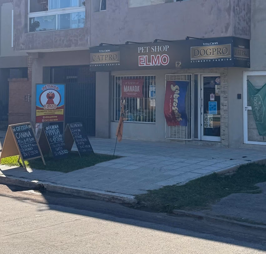 Elmo Pet Shop