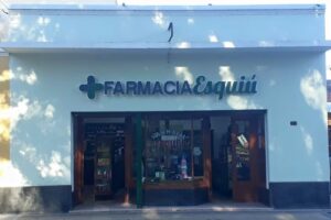 Farmacia Esquiu