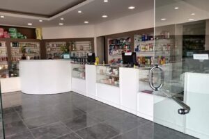 Farmacia Nueva Universal