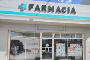 Farmacia y Perfumería Fetter