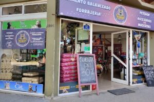 Forrajeria a cara de perro