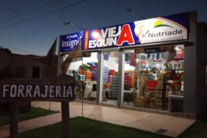 La vieja esquina Forrajería