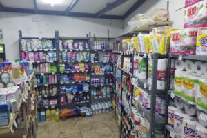 Mini mercado La Curva