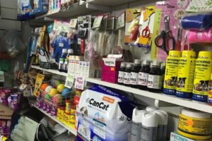 Pasos al Costado Pet Shop