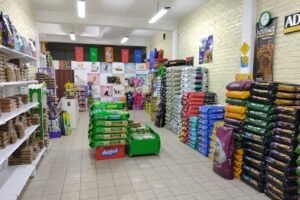 Patas Arriba Pet Market