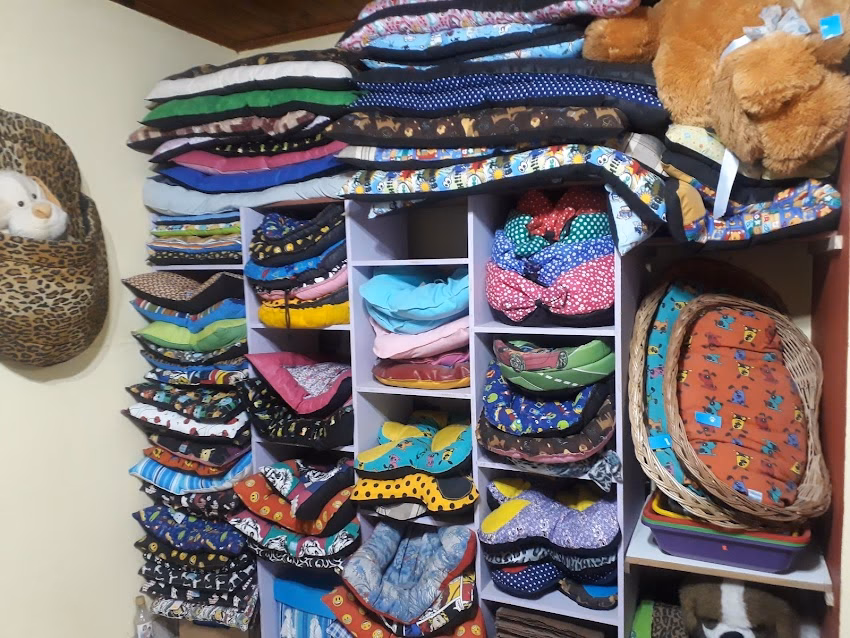 Pequeñas Huellitas Tienda De Mascotas