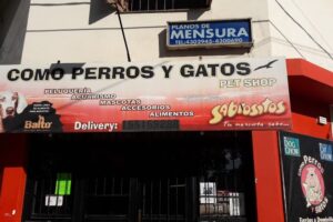 Pet Shop Como perros y gatos
