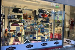 Pet shop Fullmaskotas