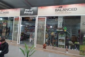 Pocas Pulgas Pet Shop