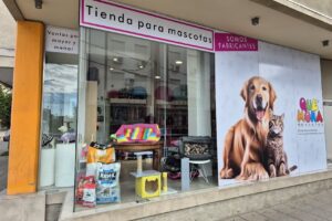 Que Mona Mascotas Sucursal