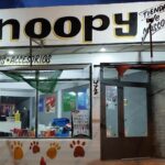 Snoopy tienda de mascotas