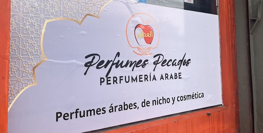 Tienda Mavi y perfumería